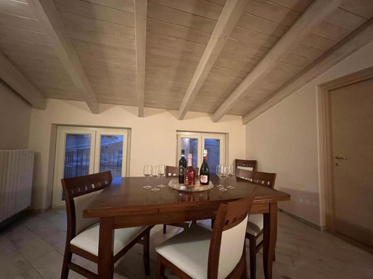 Апартаменти Loaz Relais Agriturismo Loazzolo Екстер'єр фото